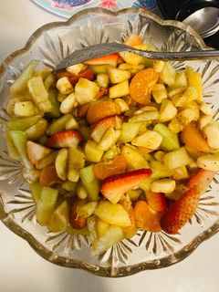 A picture of Fruit chaat.