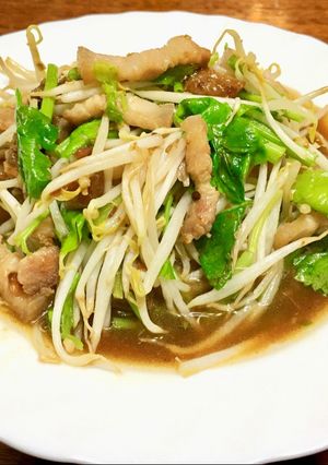 รูปของ หมูสามชั้นผัดถั่วงอก
