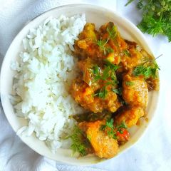 Authentic Chicken Dry Curry with Rice Bowl A picture of Authentic Chicken Dry Curry with Rice Bowl.