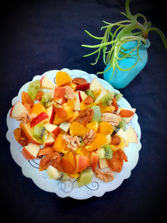 عکسی از دستور سالاد میوه