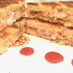 A picture of Vegetable sandwich.