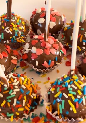 Una foto de Cake pops 💘