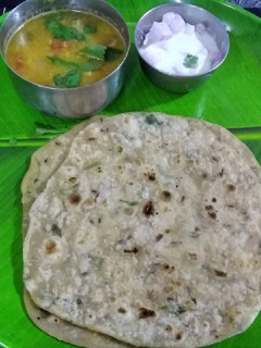 சீரக சப்பாத்தி(Jeera ghee roti recipe in tamil) செய்முறை முக்கிய புகைப்படம்