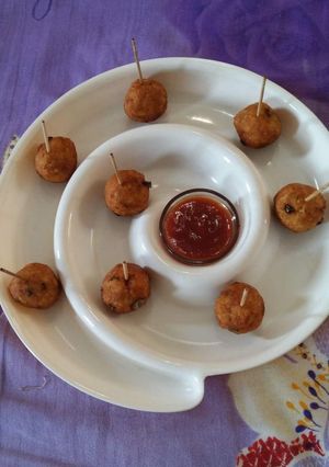 A picture of Leftover Rice Potato Balls.