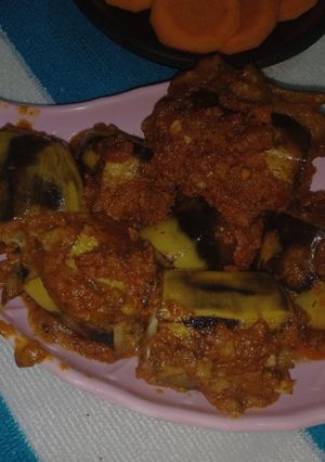 સ્ટફ્ડ બનાના (Stuffed Banana Recipe In Gujarati) રેસીપી મુખ્ય ફોટો