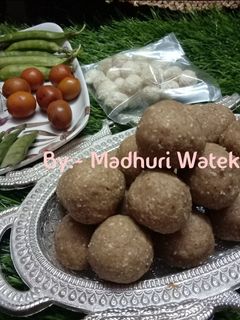 तिळगुळाचे लाडू (Tilgul Ladoo Recipe In Marathi) रेसिपी चे मुख्य फोटो 
