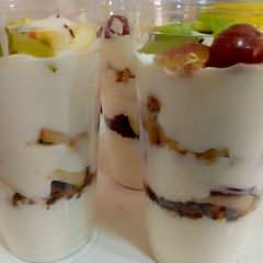 A picture of Strawberry parfait.