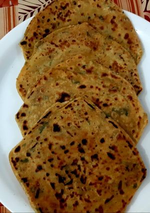 मसाला पराठा (masala paratha recipe in Hindi) रेसिपी मुख्य फोटो