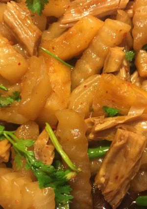 Hình của món Tàu hũ ky kho củ cải và dứa.