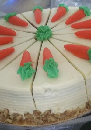 صورة لوصفة تورته الجزر و الجوز (عين الجمل) 🍰