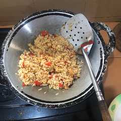 A picture of Nasi goreng kencur.