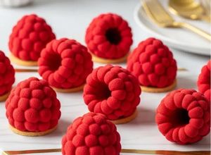 Una foto de Entremet de frambuesa