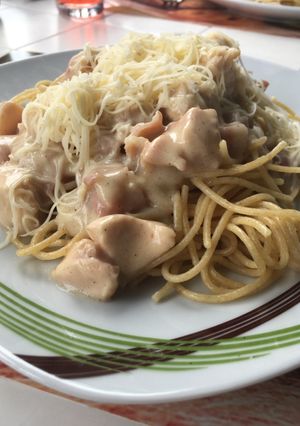 Csirkemelles spagetti carbonara recept fotója