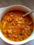 ,,Zupa pomidorowa na ostro z curry, fasolką i papryką,,