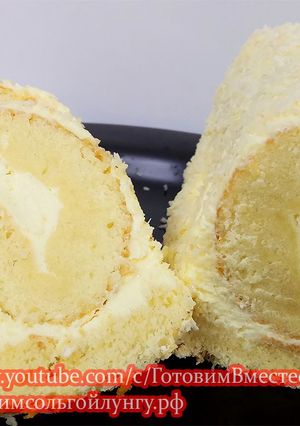 Фото Очень вкусный "Бисквитный Рулет" с кремом и кокосовой стружкой, к сладкому столу.