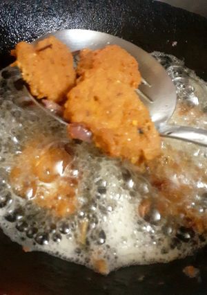 A picture of Leftover akni k kebab ya Pakorey.