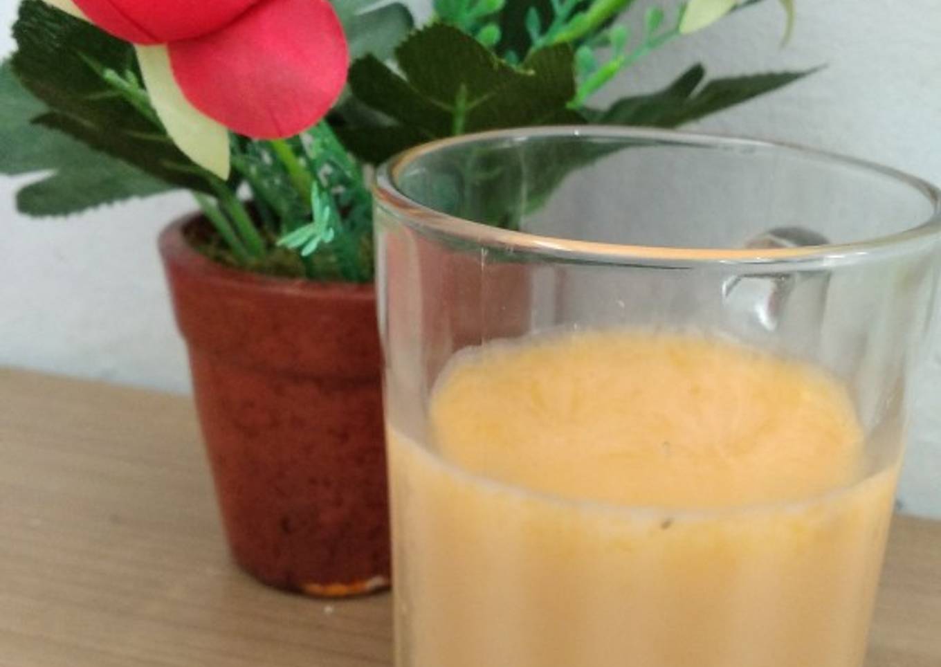 Es jeruk yakult