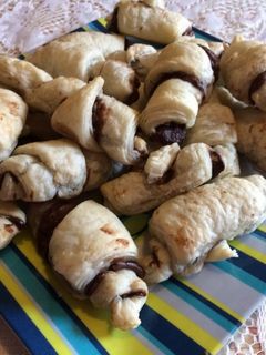 Nutellás croissant levelestésztából recept fotója