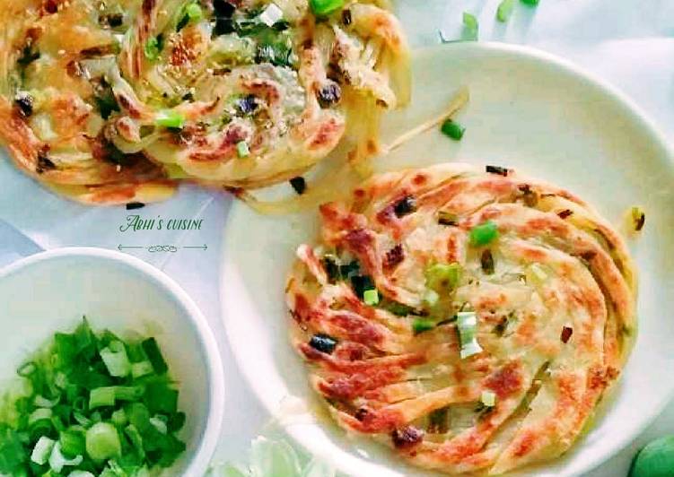 How to Make Homemade Chinese scallion pancake/Cong you Bing