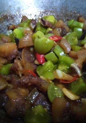 Foto resep 132. Oseng cingur tomat ijo