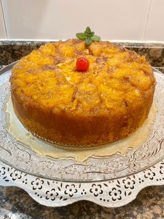 Una foto de Pastel con naranja caramelizada