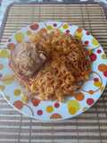 Arroz rojo con chancho dorado