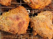 A picture of crispy fried chicken leg