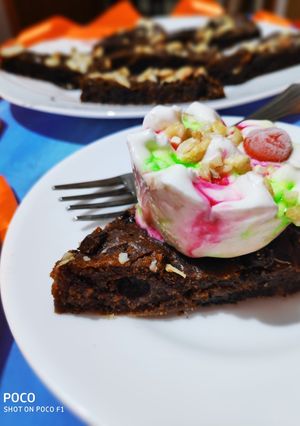 A picture of Banana Brownies.
