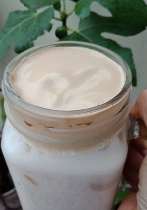 Foto resep Dalgona coffee by Vera