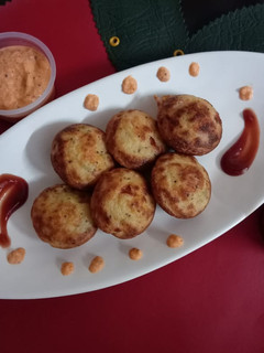 सूजी के अप्पे (Suji ki appe recipe in Hindi) रेसिपी मुख्य फोटो