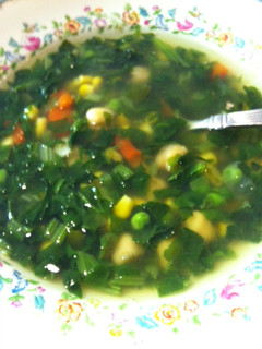 Una foto de Sopa rápida de garbanzos con espinacas