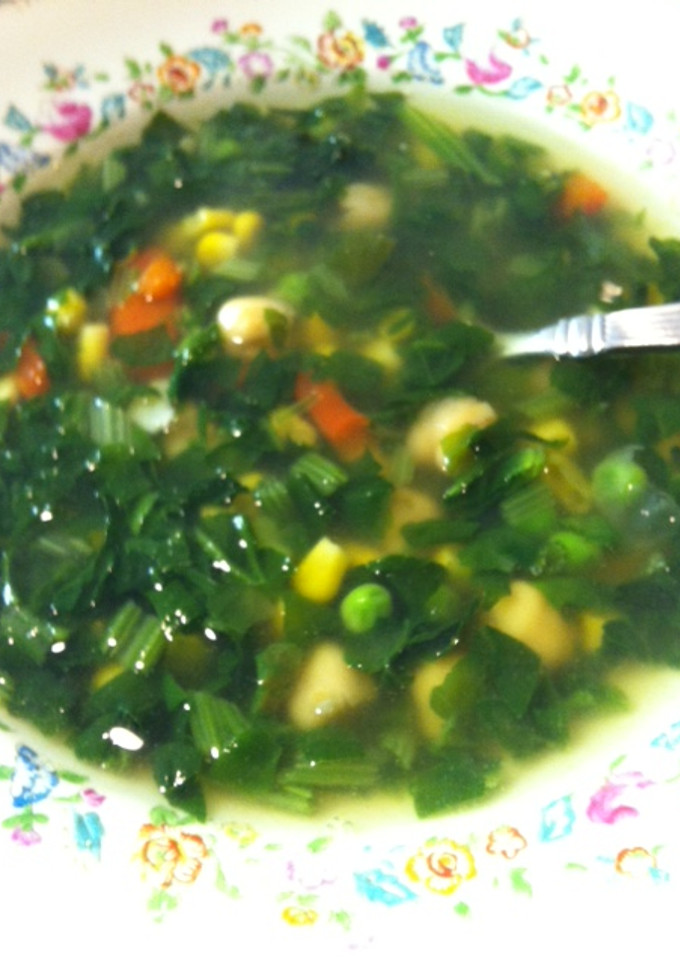 Una foto de Sopa rápida de garbanzos con espinacas
