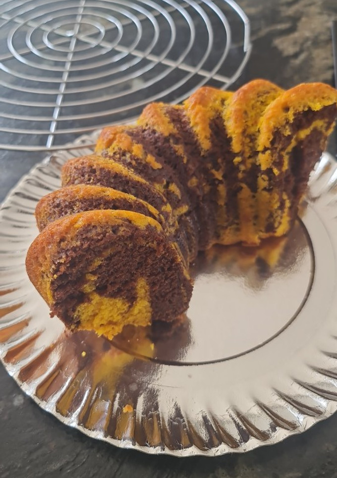 Una foto de Bizcocho de chocolate y zanahoria
