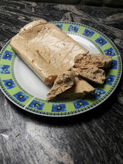 Una foto de Mantecol marmolado casero