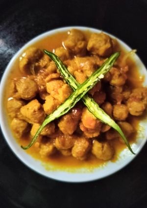 A picture of Soybeans masala curry.