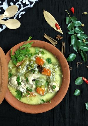 A picture of Chicken Stew - Kerala Style.