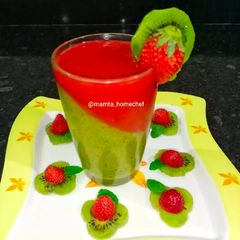 A picture of Strawberry Kiwi Mojito.