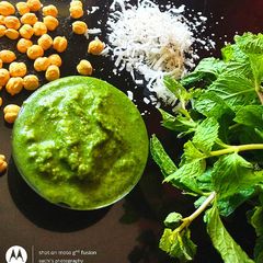 A picture of Pudina Chutney.