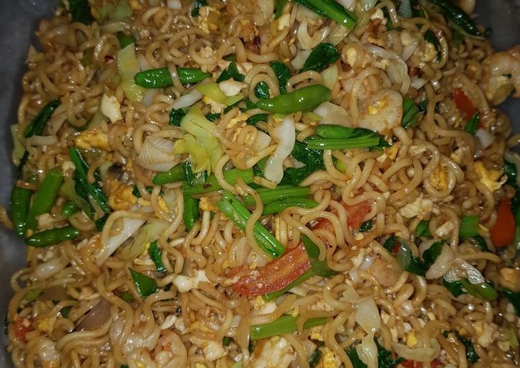 Langkah Mudah untuk Membuat Mie goreng spesial Anti Gagal