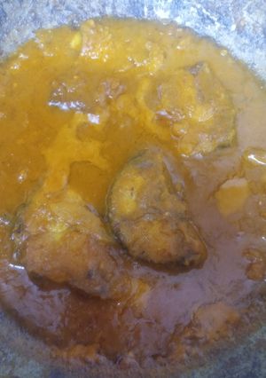 মাছের ঝোল (macher jhal recipe in bengali) রেসিপির প্রধান ছবি
