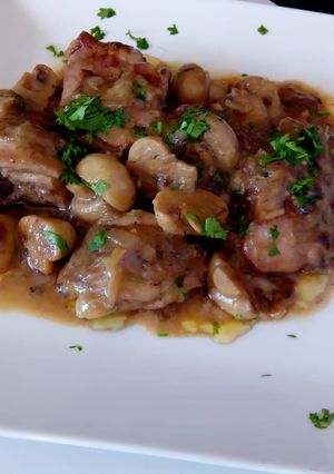 A picture of Chicken thy mushroom.