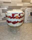 Strawberry Cheese Cake Trifle