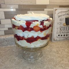 A picture of Strawberry Cheese Cake Trifle.