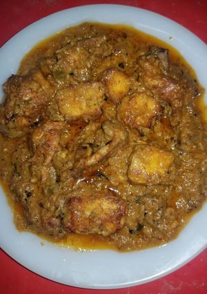 A picture of Chicken paneer.