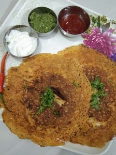 બેસન ચિલા (Besan Chila Recipe in Gujarati) રેસીપી મુખ્ય ફોટો