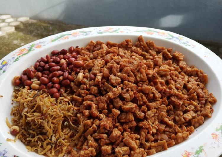 Sambal Goreng Tempe Teri Kacang