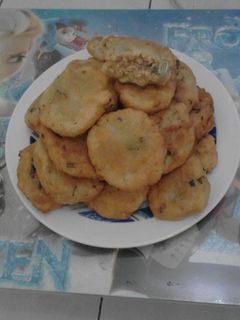 Foto resep Combro isi sambal tempe (cilacap)