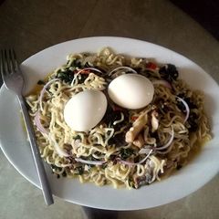 A picture of Scented noodles and eggs.