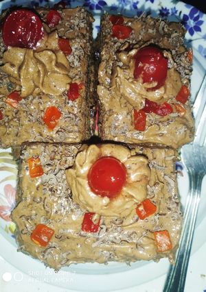 पेस्ट्री (pastry recipe in Hindi) रेसिपी मुख्य फोटो