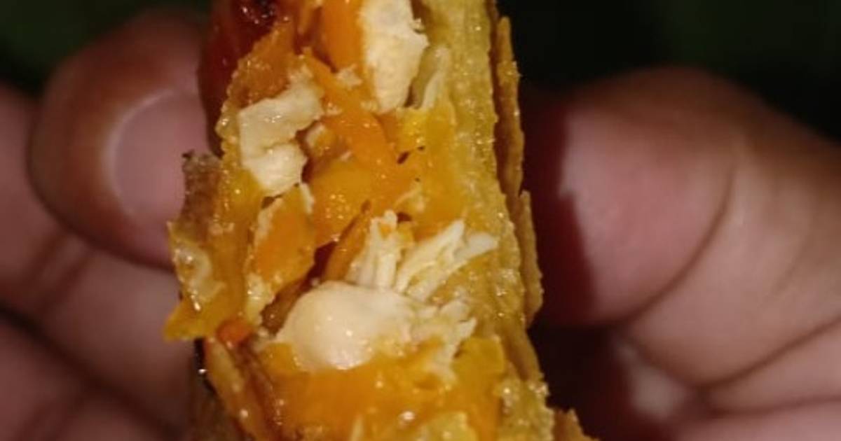 Resep Lumpia goreng  isi ayam  wortel oleh noviyanti Cookpad